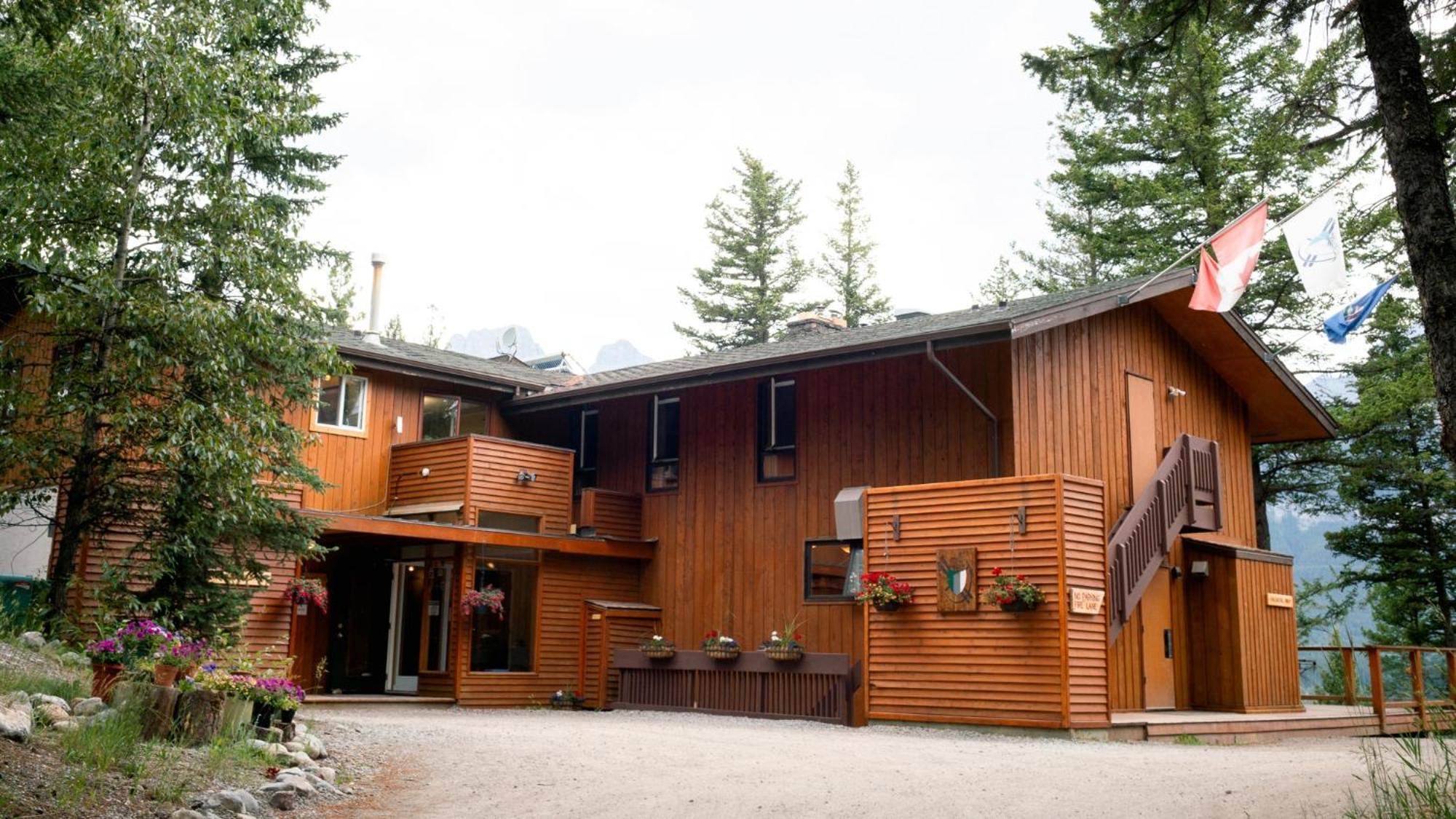 Canmore Alpine Hostel - Alpine Club Of Canada Exterior foto